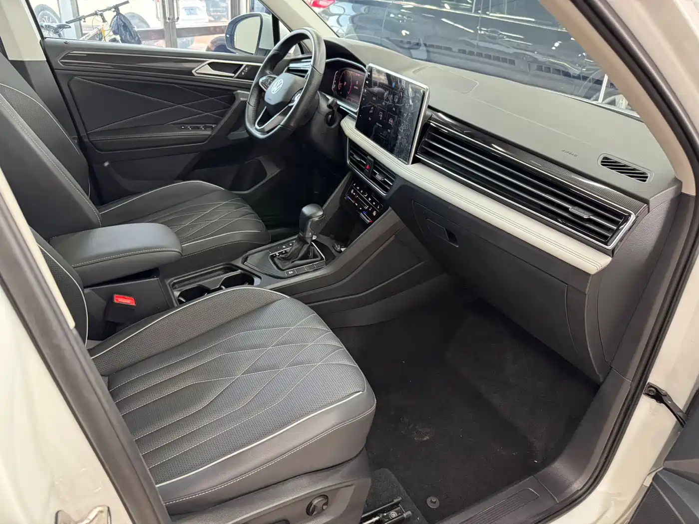 Volkswagen Tiguan L 2023 280TSI 2WD Trend Limited Edition фото 12