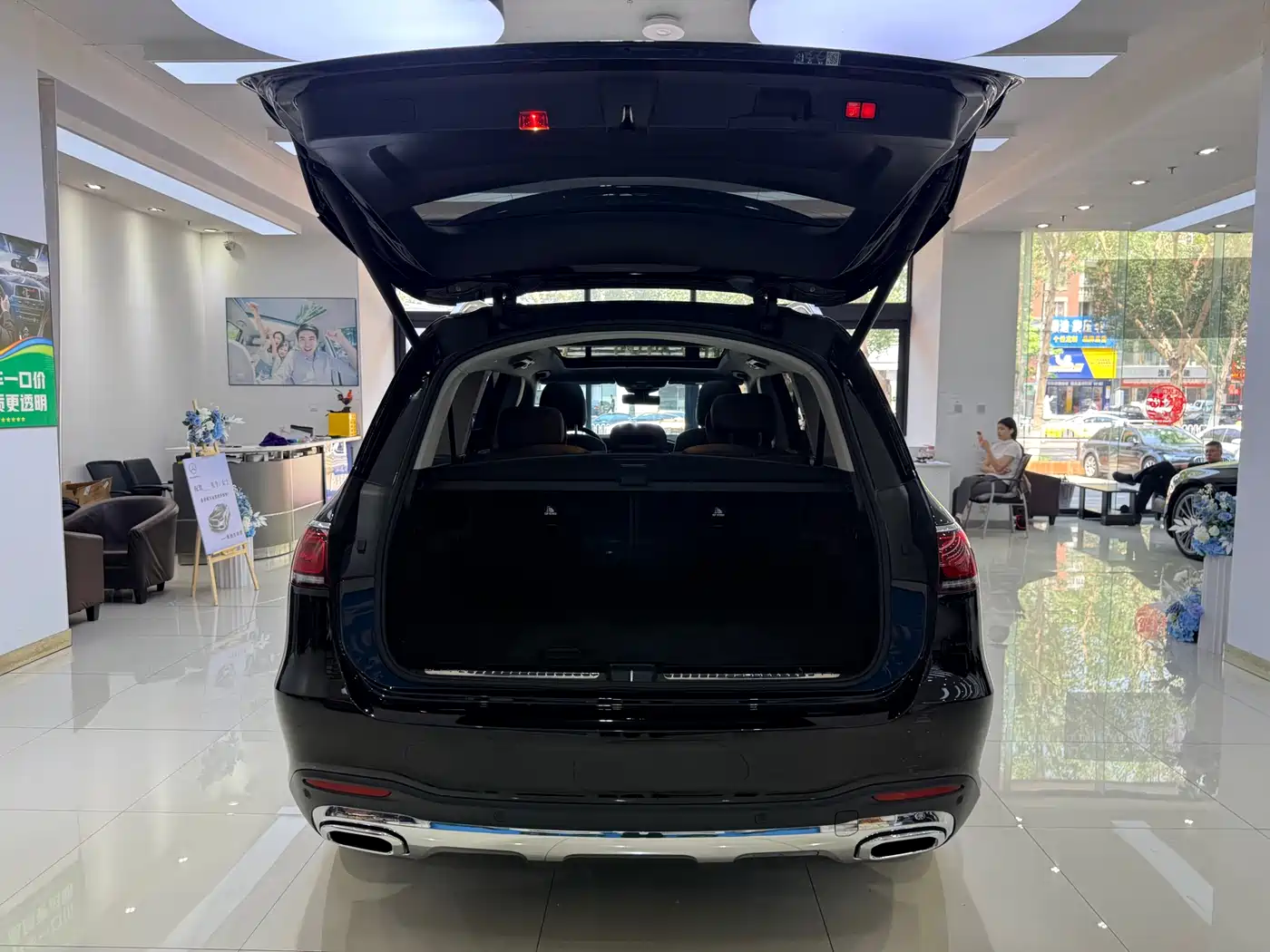 Mercedes-Benz GLS 2023 GLS 450 4MATIC Fashion Edition фото 25