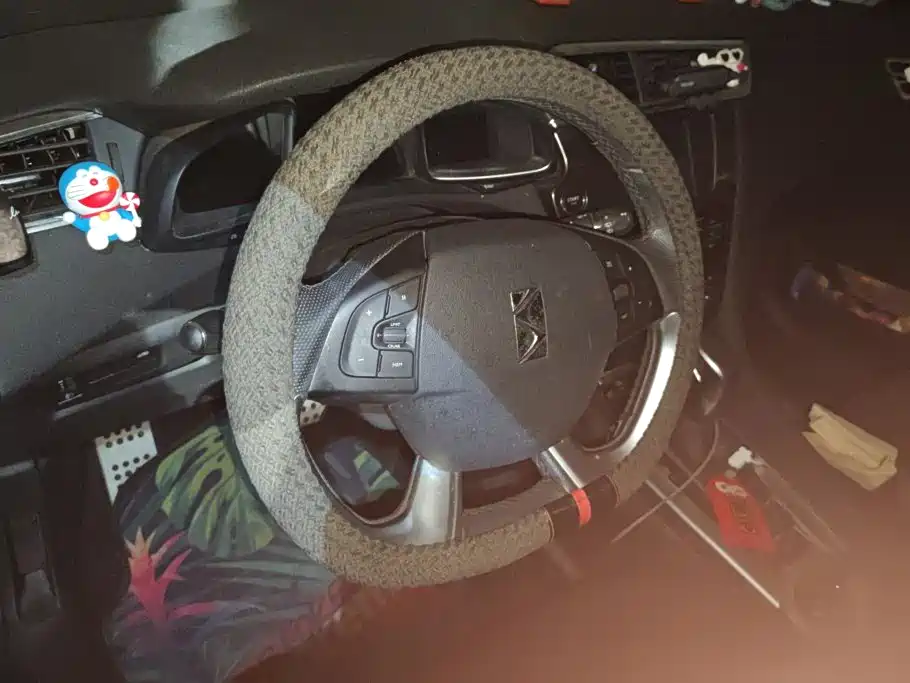 DS 6 2017 2014 1.6T Luxury Edition THP200