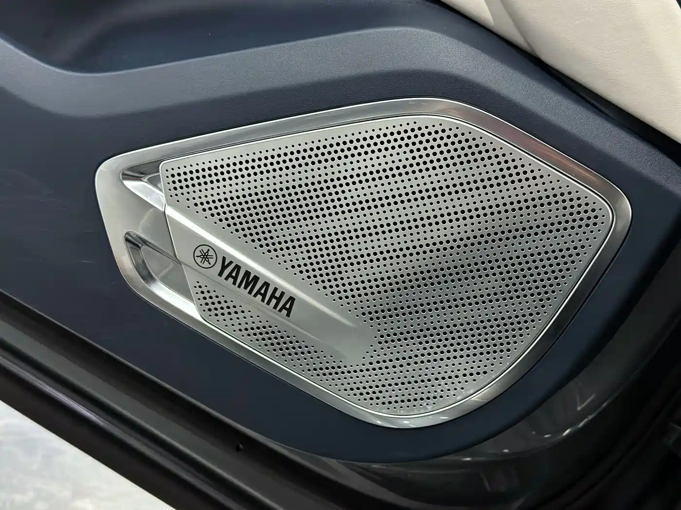 ZEEKR EXTREME KRYPTON 001