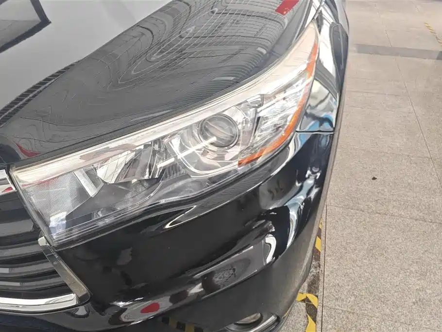 Toyota Highlander 2015 2.0T AWD Luxury Edition 7-seater фото 5