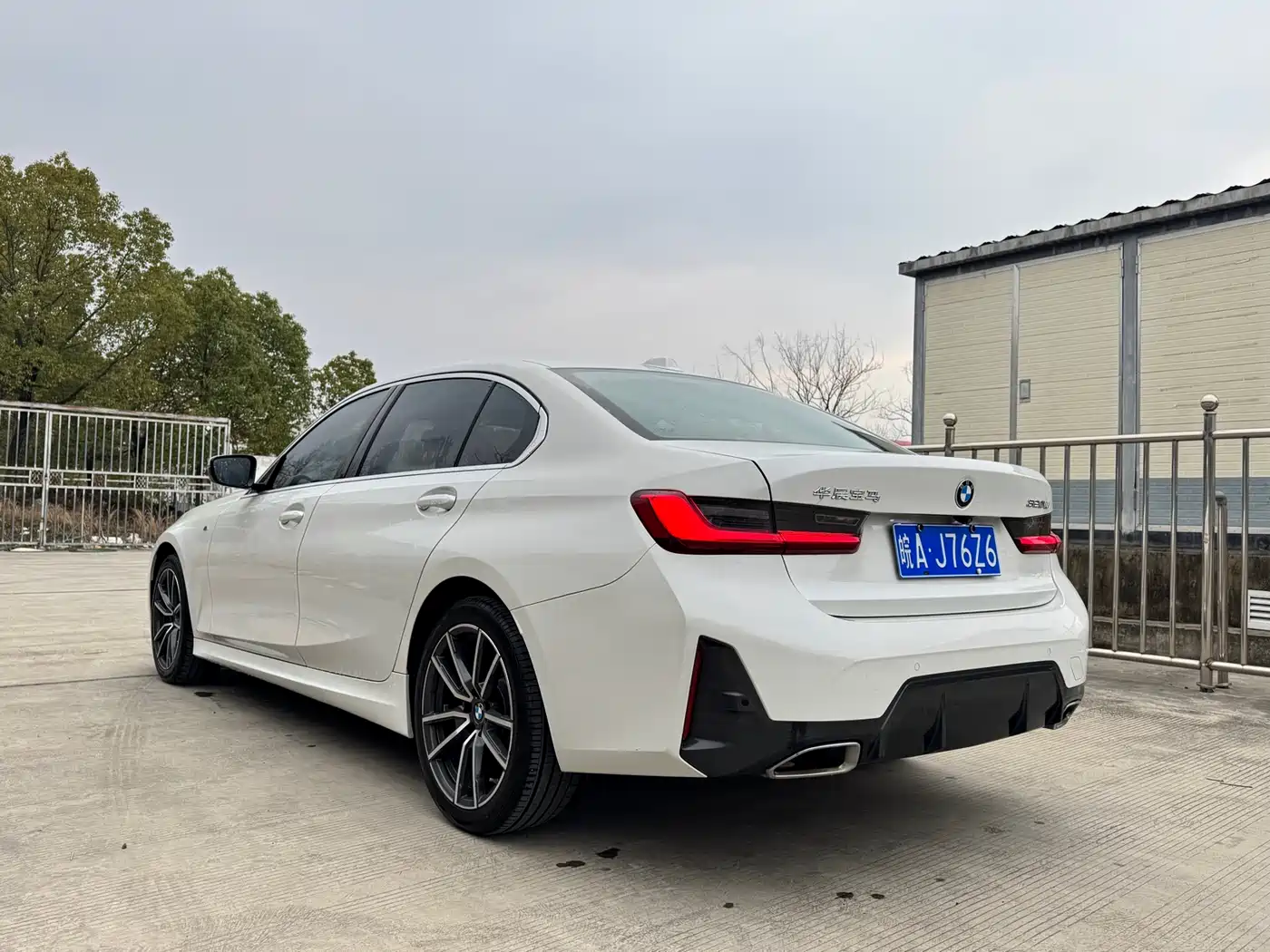 BMW 3 Series 2024 320Li M Sport Package фото 6