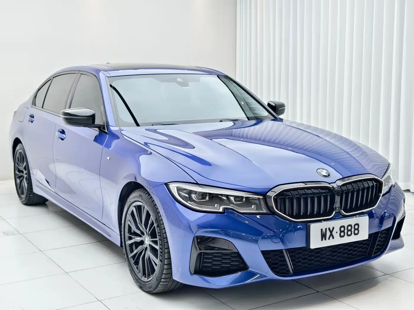 BMW 3 Series 2021 325i M Sport Night Edition фото 9
