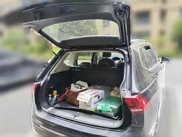 Volkswagen Tiguan L 2017 330TSI Automatic 2WD Luxury Edition — фото 5