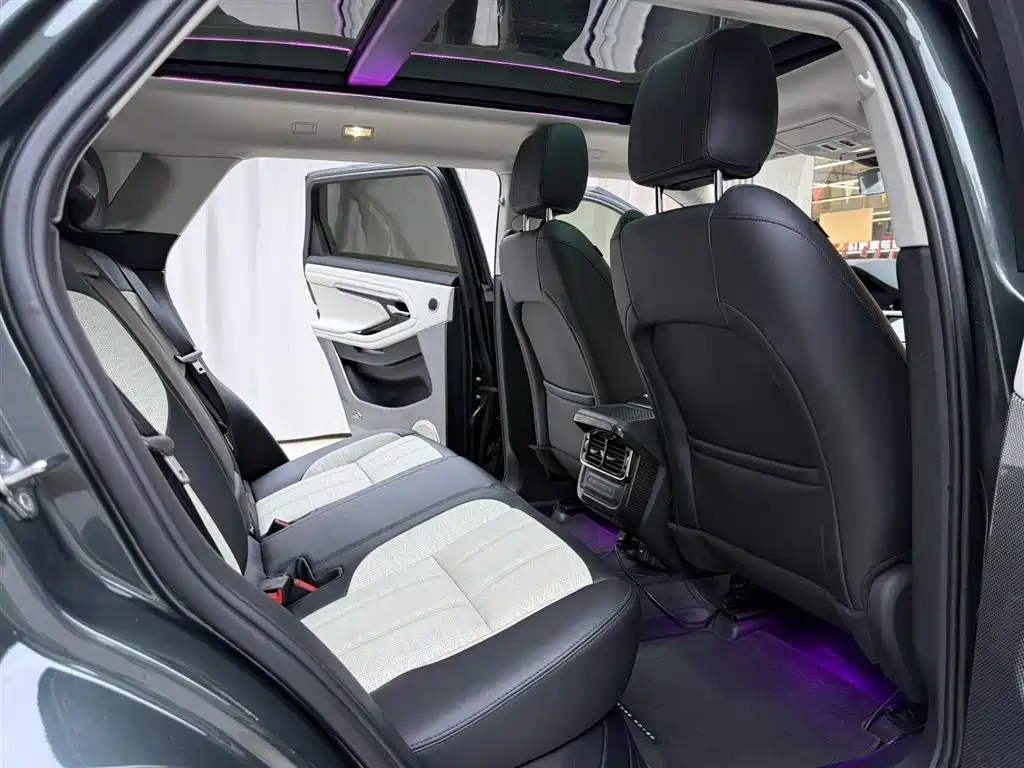 Land Rover Range Rover Evoque 2021 Range Rover Evoque L 249PS R-Dynamic First Edition Launch Edition фото 15