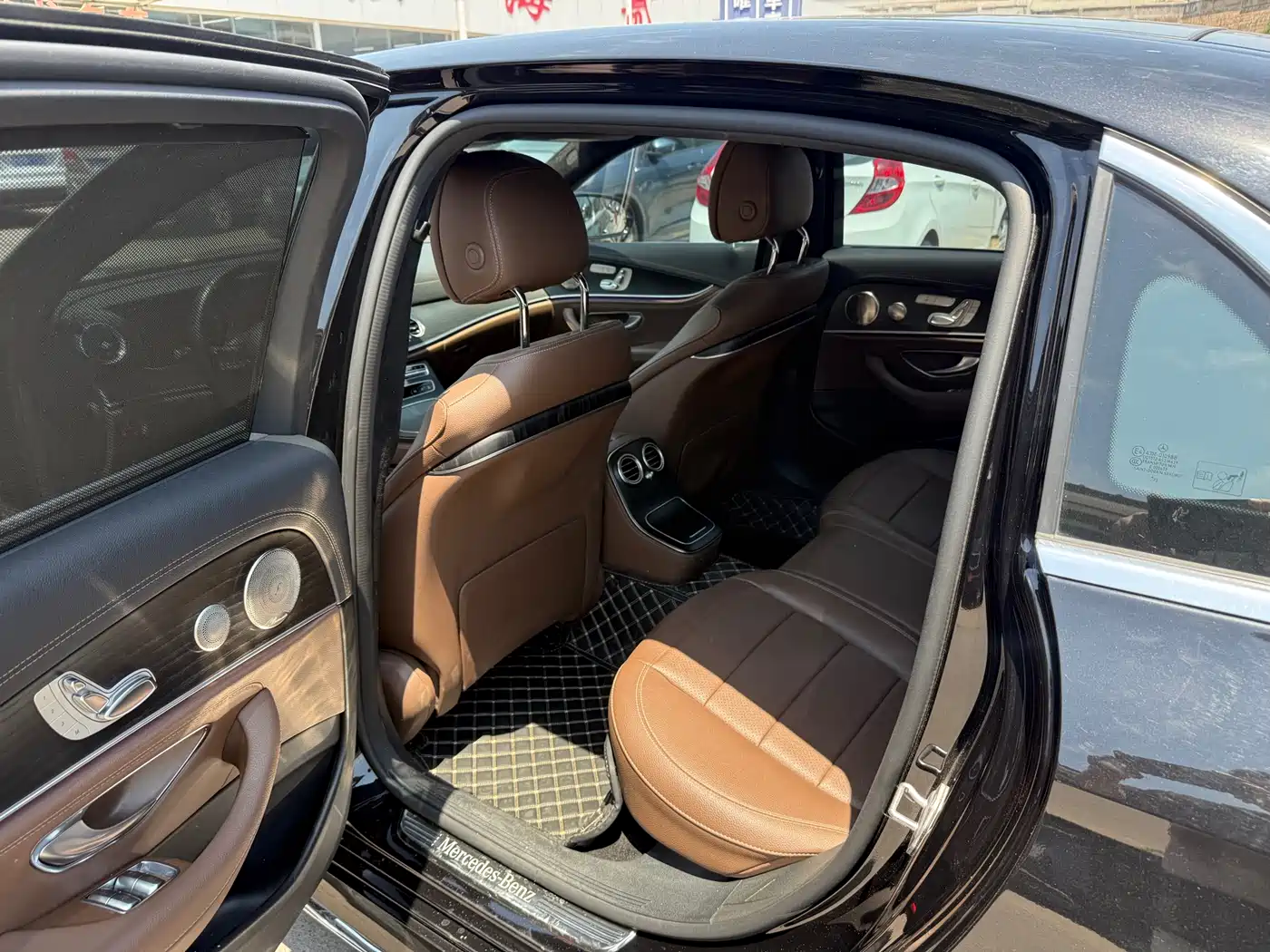 Mercedes-Benz E-Class 2023 E 300 L Sport Luxury фото 7