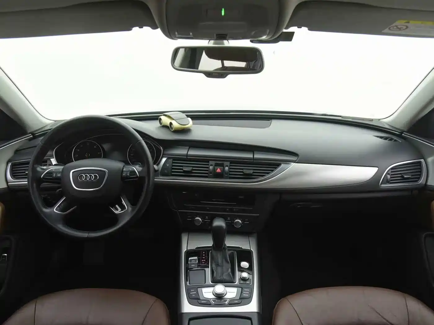 Audi A6L 2018 30th Anniversary 35 TFSI Fashion фото 5
