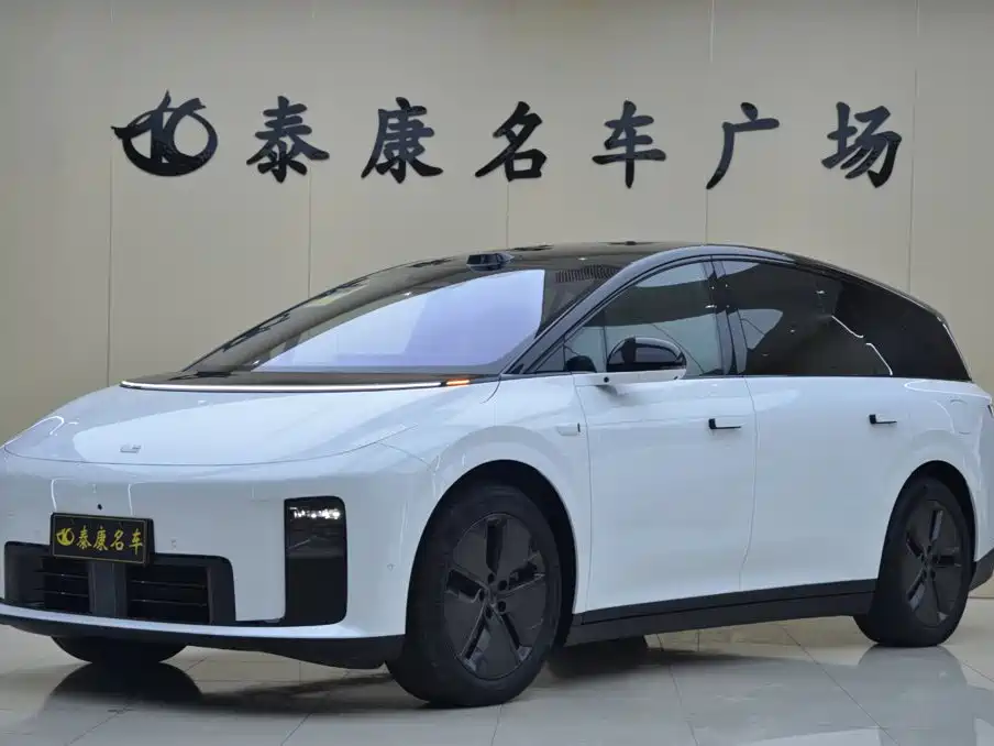 Li Auto Li i8
