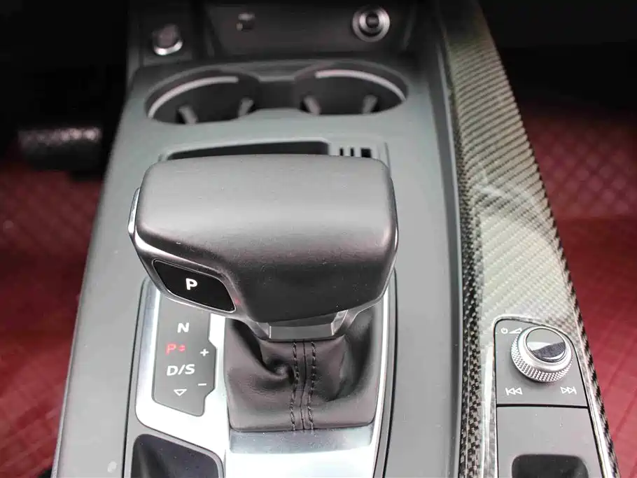 Audi A4L 2020 40 TFSI Luxury Dynamic фото 10