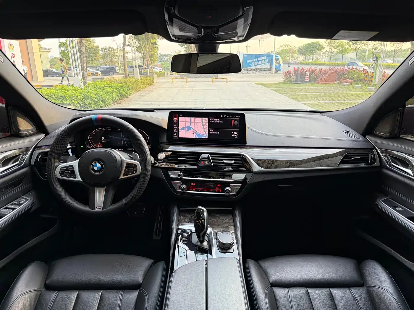 BMW 6 Series GT 2021 630i M Sport Package фото 7