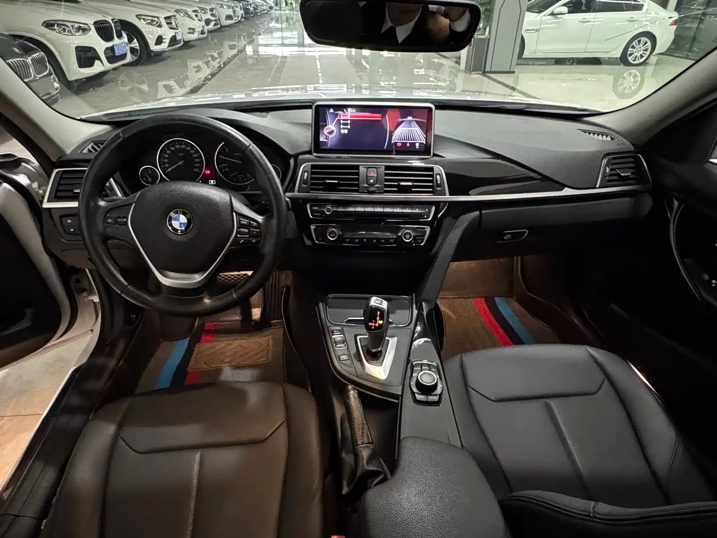 BMW 3 Series 2017 320Li Fashion фото 12