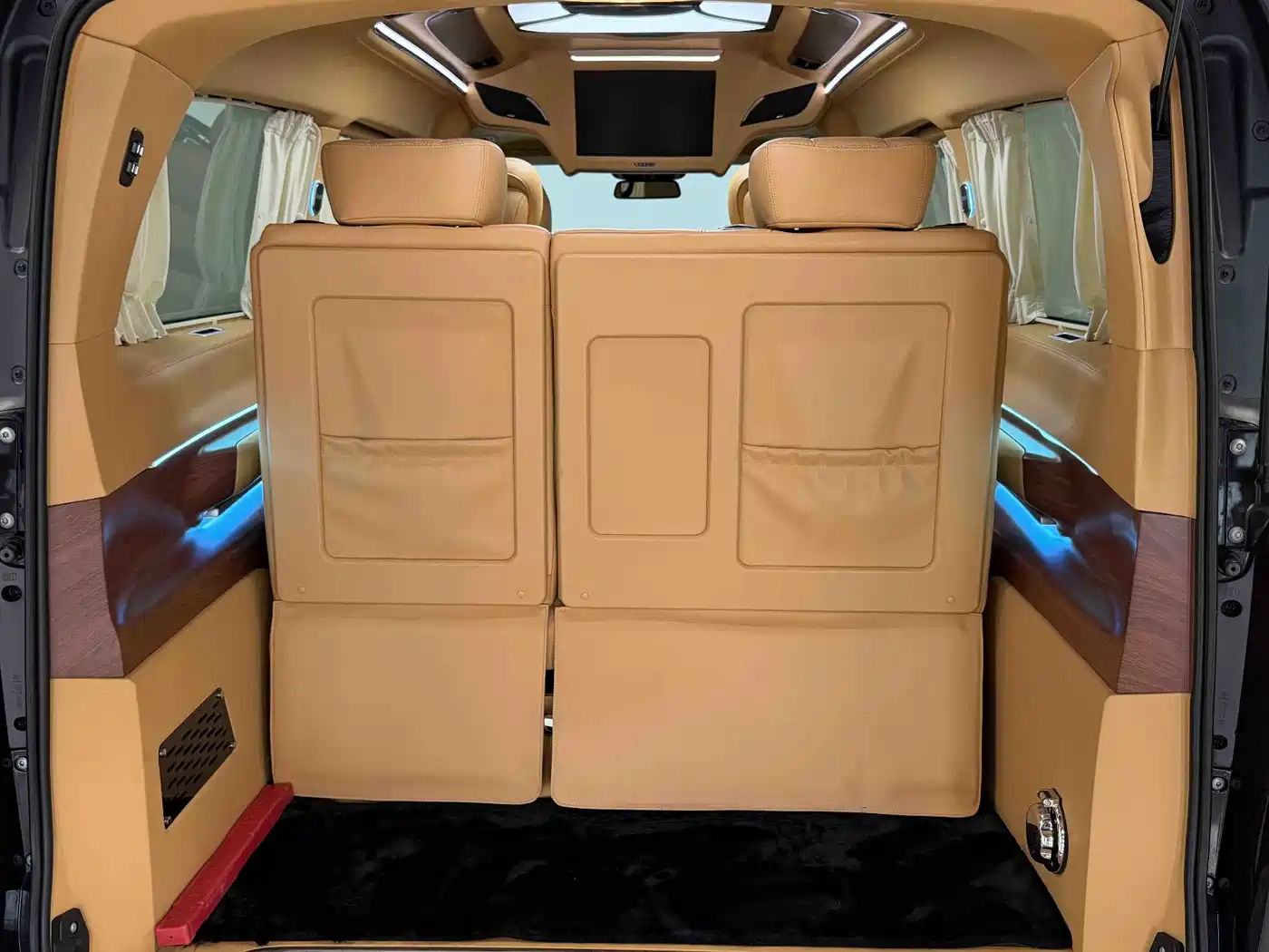 Mercedes-Benz V-Class 2018 V 260 L Premium Long Wheelbase Edition China VI фото 20