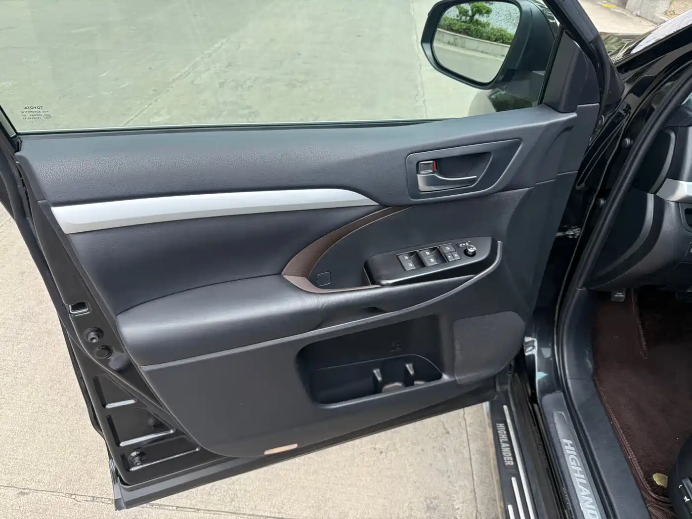 Toyota Highlander 2018 2.0T 4WD Luxury 7-seater China VI фото 9