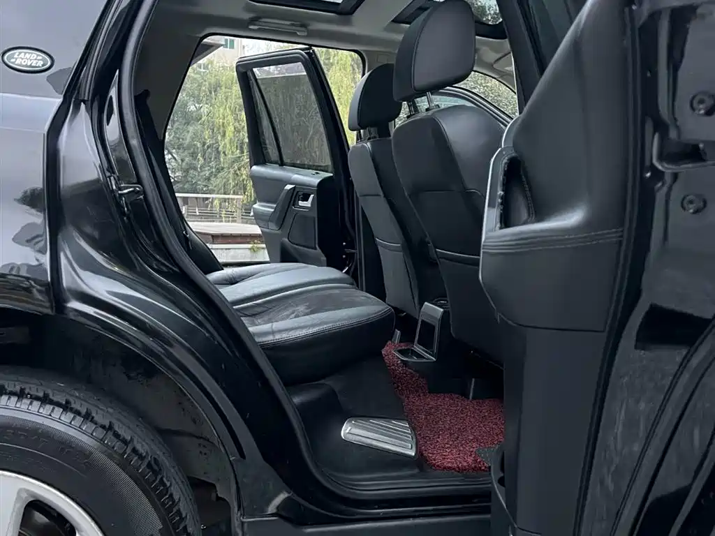 Land Rover Freelander 2 2011 2.2T SD4 SE Diesel фото 13