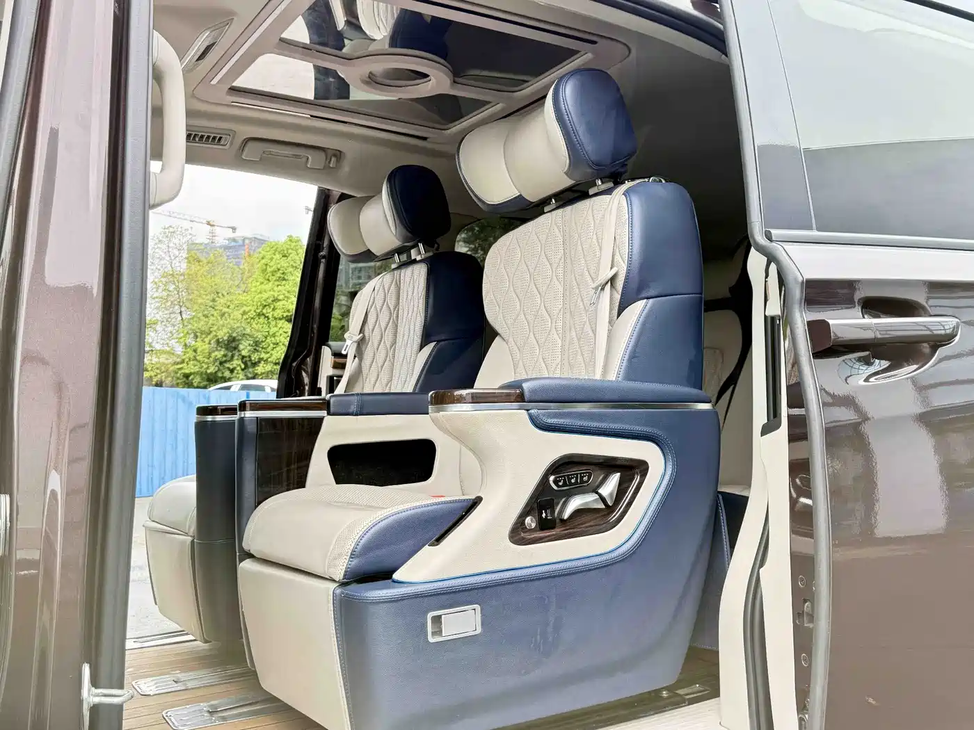 Buick GL8 2017 ES 28T Comfort Type China V фото 8