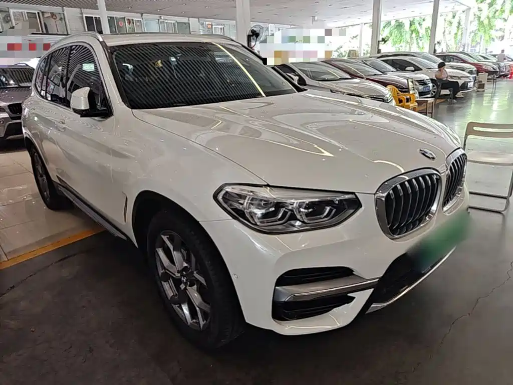Фото 22 - BMW X3