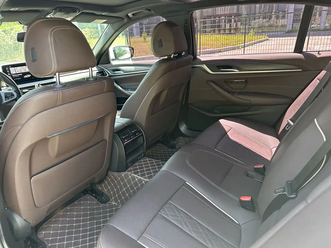 BMW 5 Series 2021 Facelift 530Li Leading M Sport Package фото 12