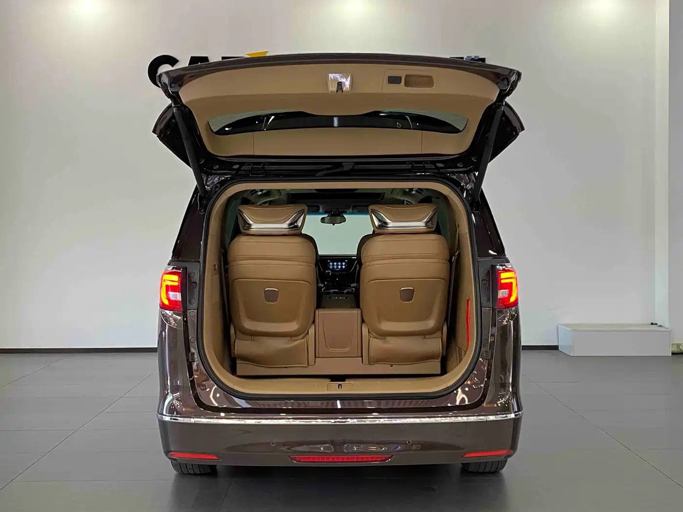 Buick GL8 2018 ES 28T Luxury Type China VI фото 6