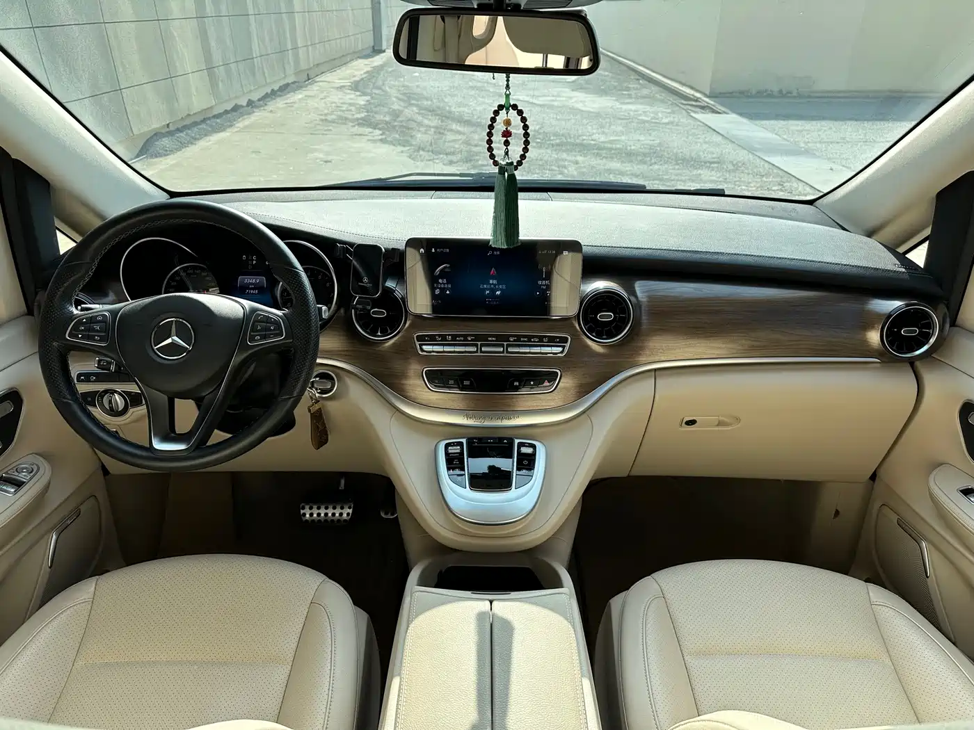MERCEDES-BENZ V-CLASS