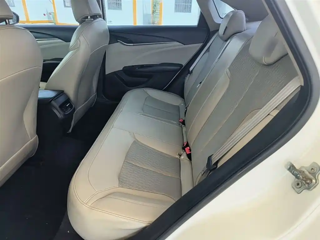 Buick Excelle 2016 15N Manual Elite фото 17