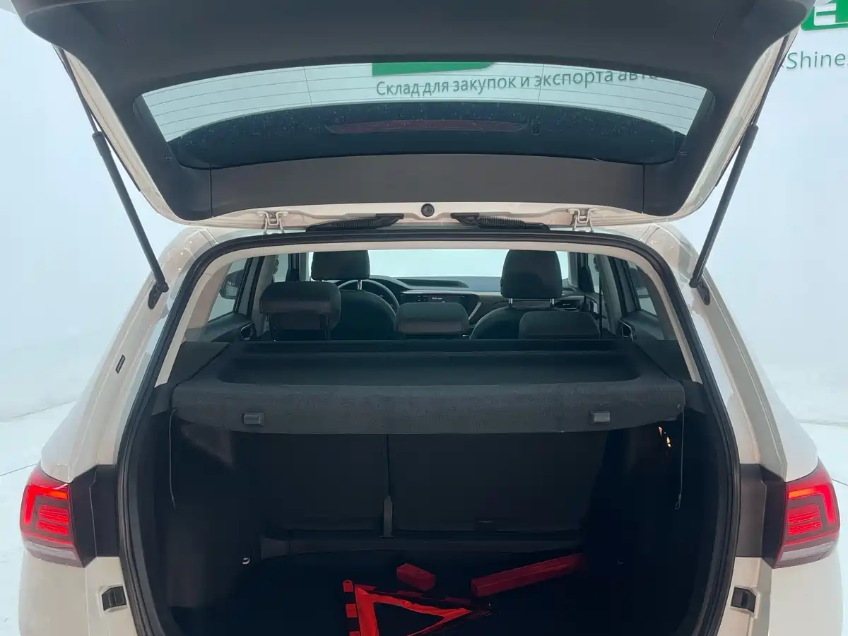 Volkswagen Tharu 2022 280TSI FWD Luxury Edition фото 25