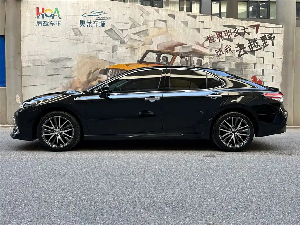 Toyota Camry 2021 2.5G Luxury Edition фото 3