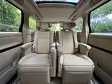 Фото 16 - Toyota Alphard