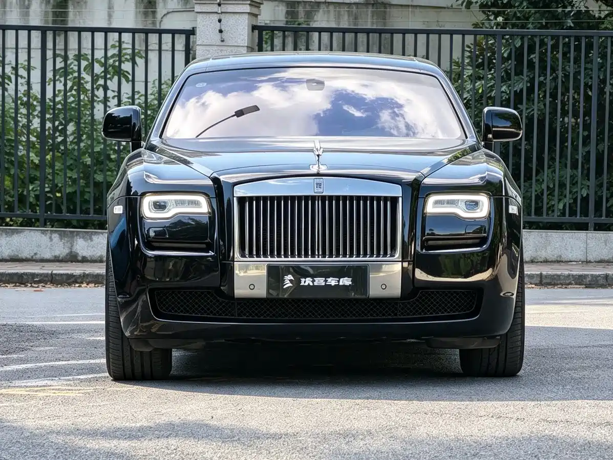 Rolls-Royce Ghost 2013 2010 Model 6.6T Standard