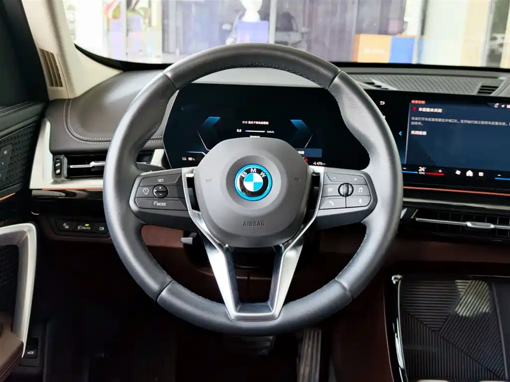 BMW iX1 2025 2025 eDrive25L X Design Package
