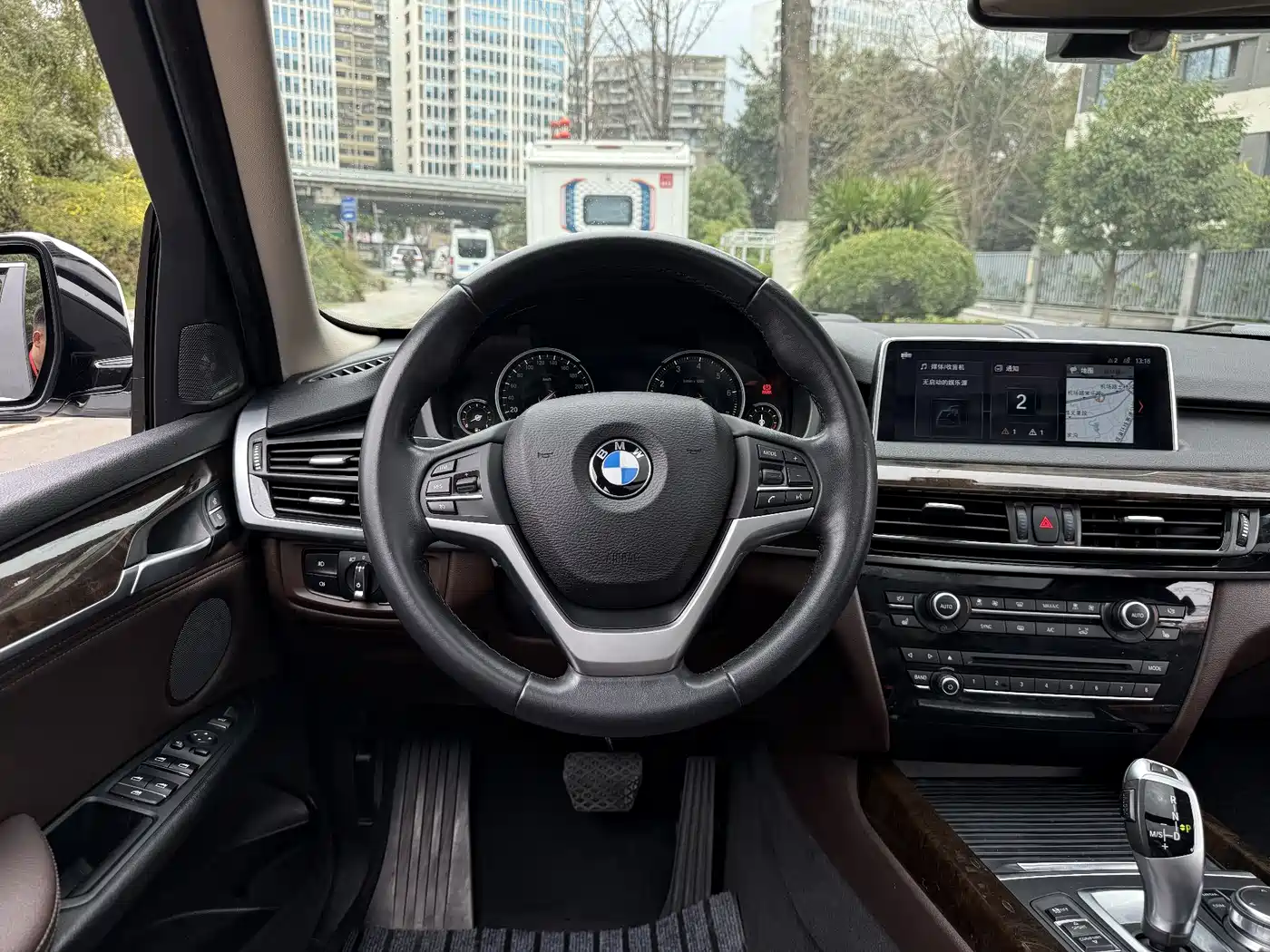 BMW X5 (Import) 2017 xDrive28i фото 11