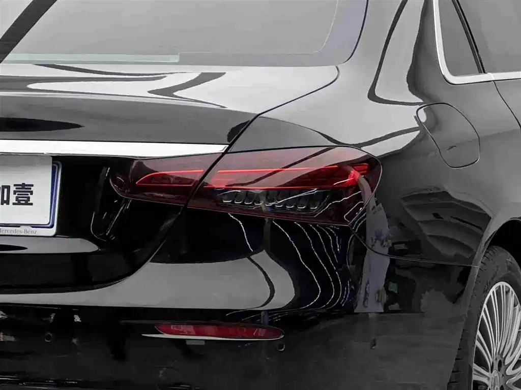 Mercedes-Benz E-Class 2022 Facelift III E 300 L Luxury фото 18