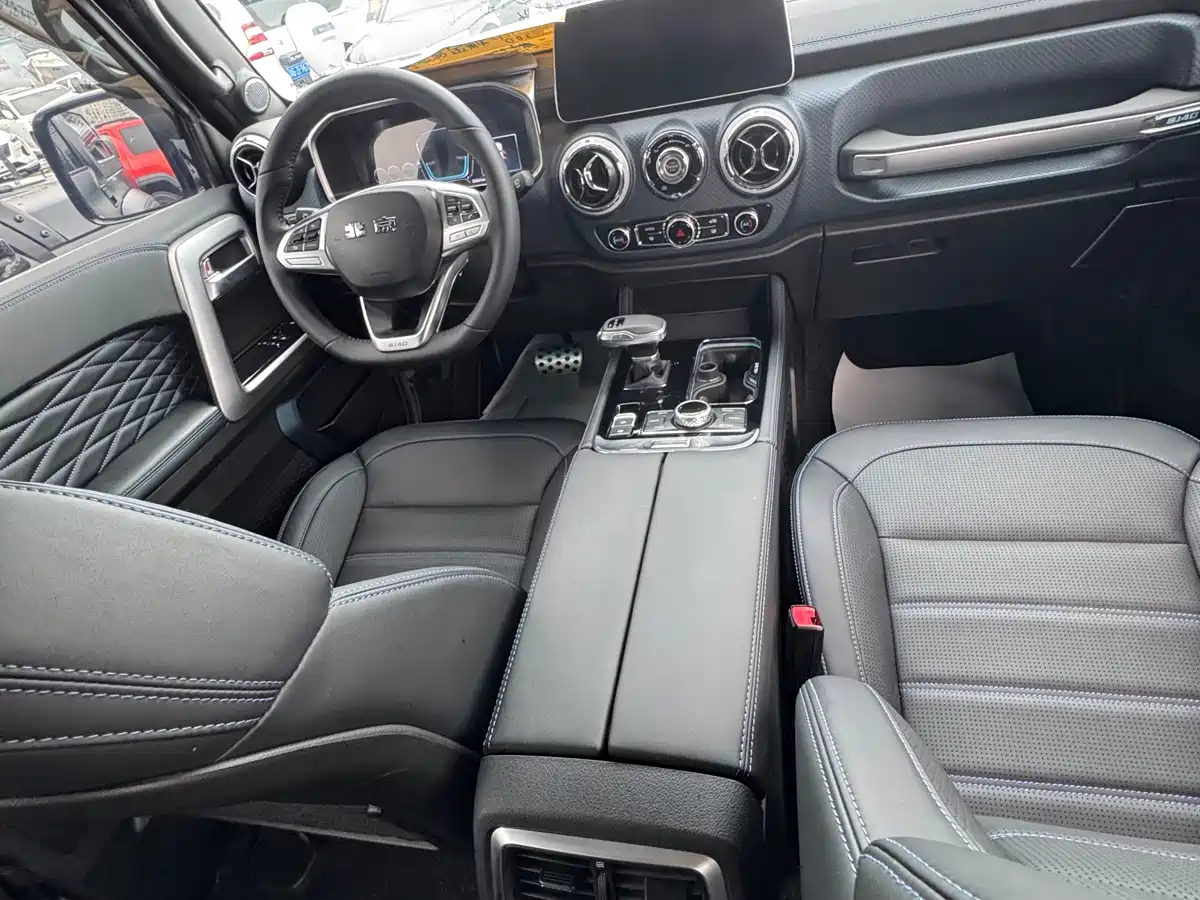 BAIC ORV Beijing Offroad BJ40 2024 2.0D Blade Hero Glory Edition фото 13