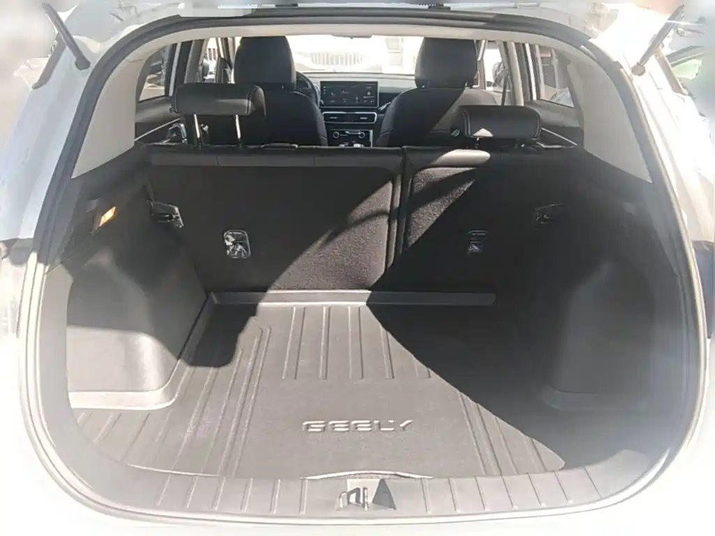 Geely Coolray 2026 2025 1.5L CVT Super Edition