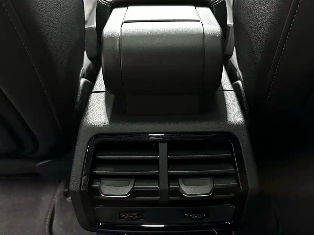 Audi Q3 2022 35 TFSI Fashion Dynamic фото 16