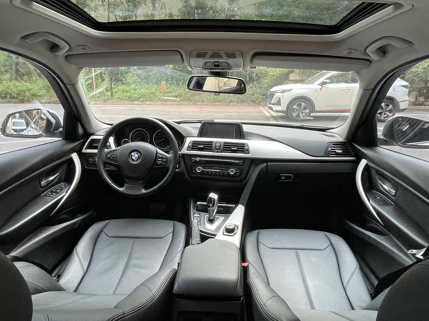 BMW 3 Series 2014 320Li Fashion фото 18