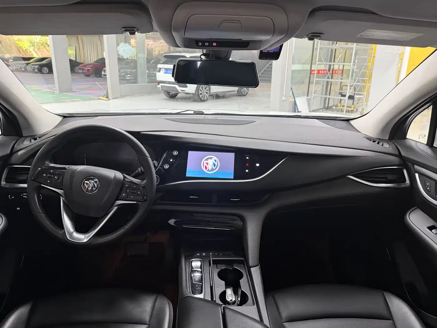 Buick Enclave 2020 28T 2WD Luxury Model фото 5
