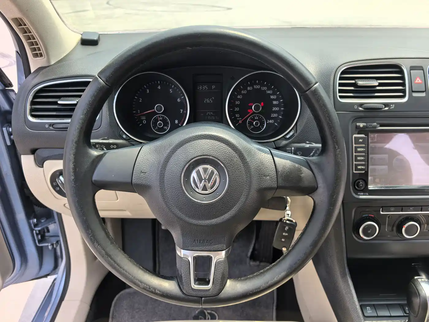 Volkswagen Golf 2011 1.4TSI Auto Luxury фото 13
