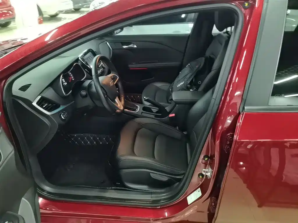 Chevrolet Monza 2019 RS 330T Auto Smooth Edition China VI фото 15