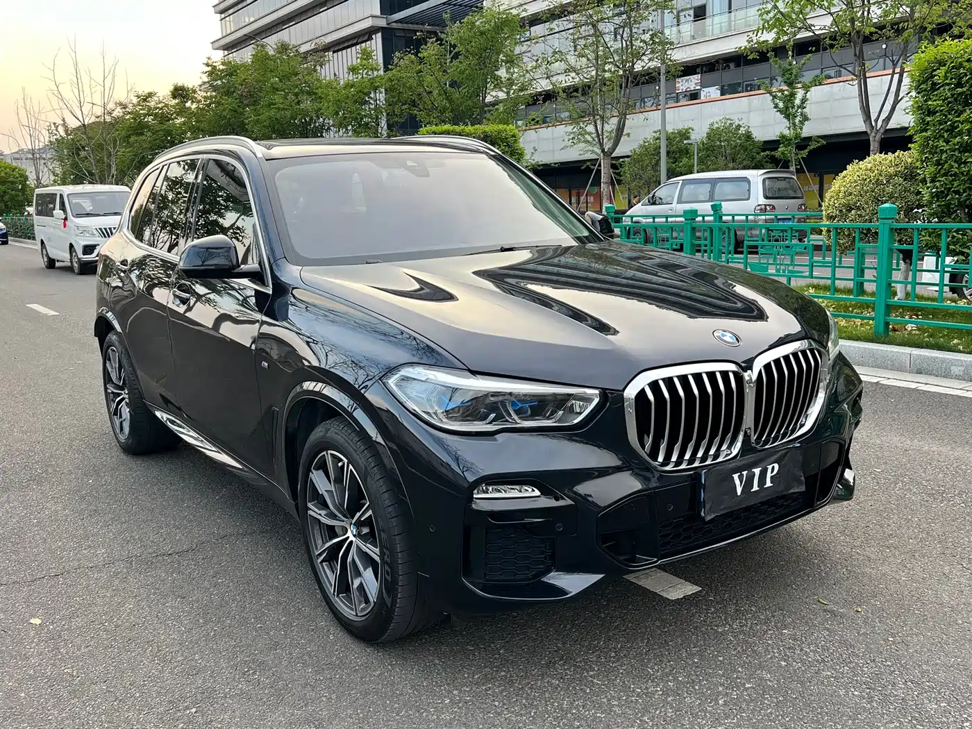 BMW X5 (Import) 2020 xDrive40i M Sport Package фото 3
