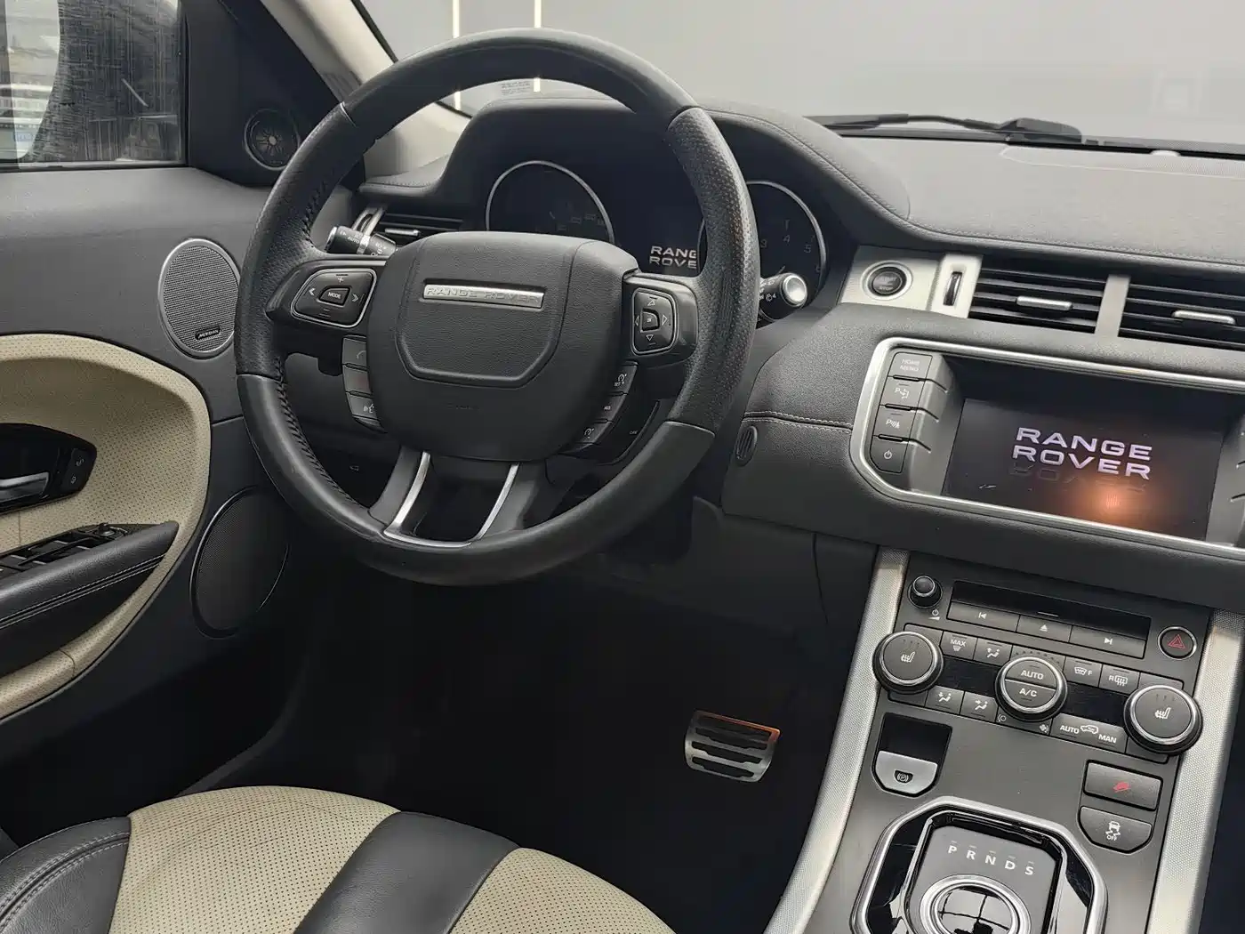 Land Rover Range Rover Evoque (Import) 2013 2.0T 5-door Dynamic Edition фото 7