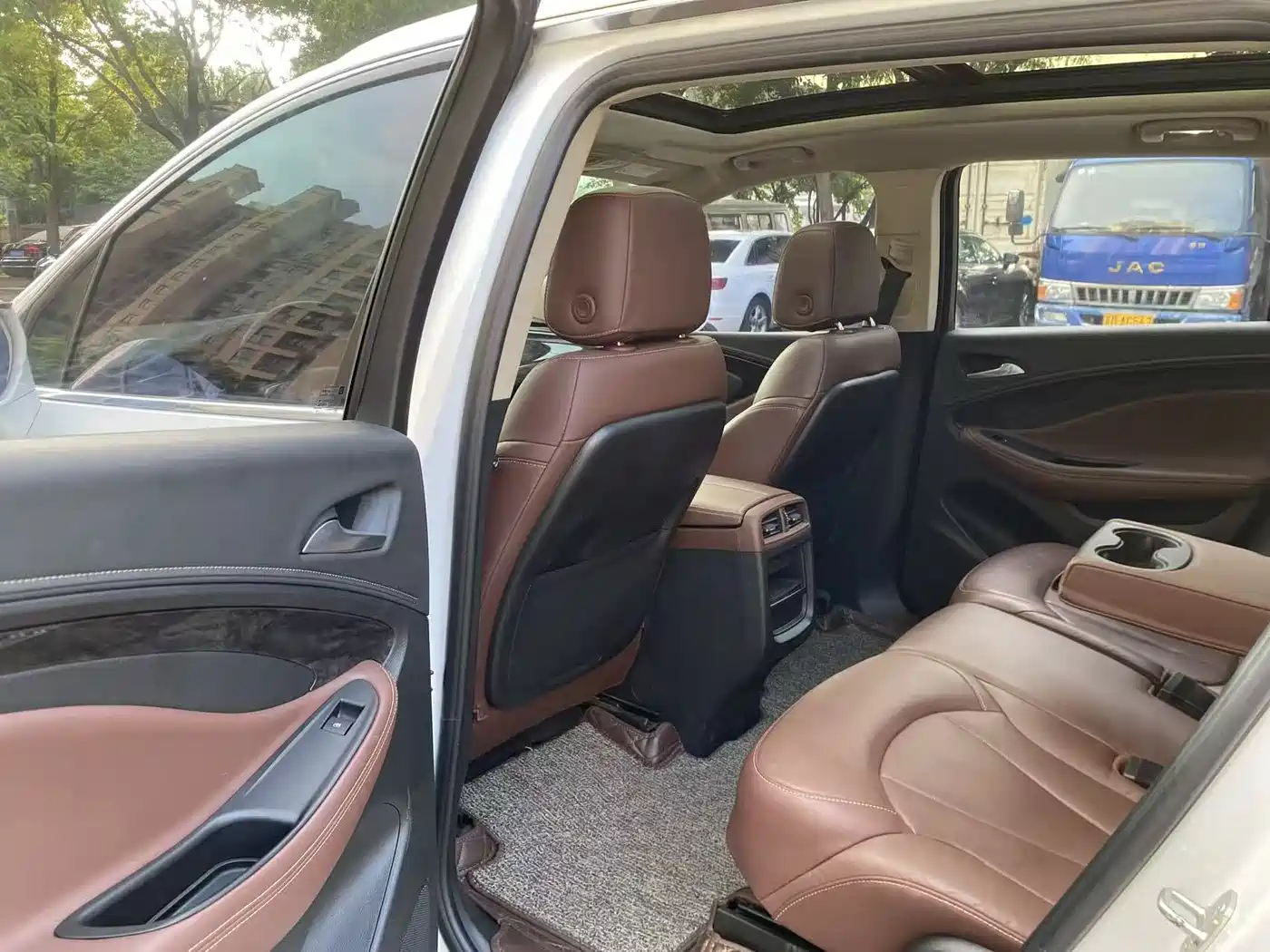 Buick Envision Plus 2016 28T All-Wheel Drive Ultimate Sport Flagship фото 8