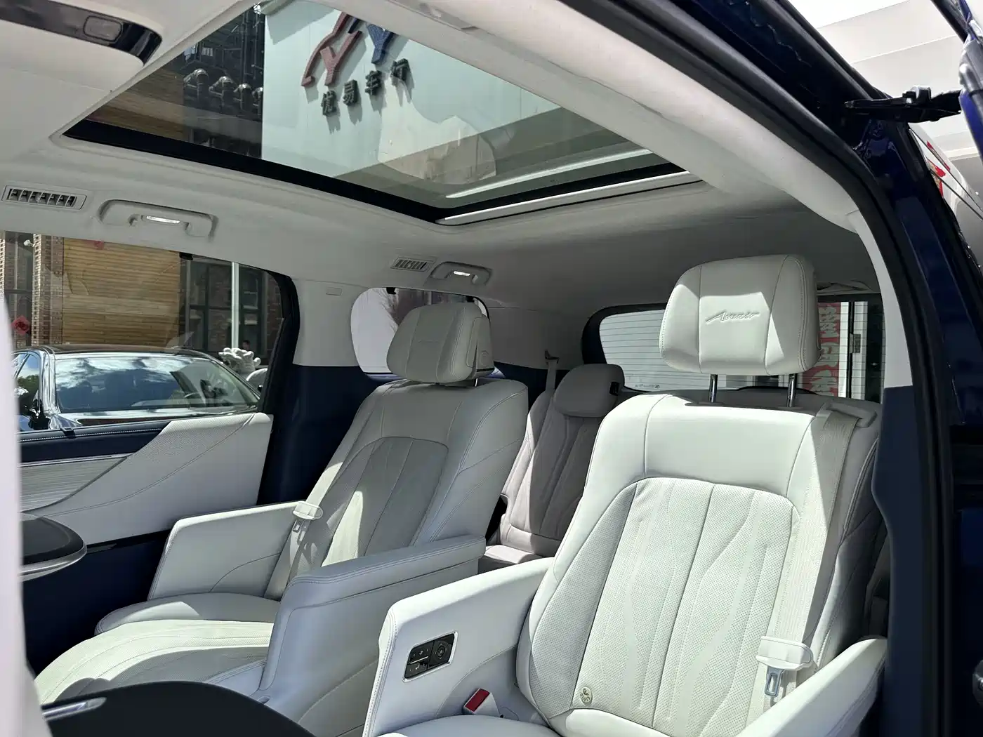Buick GL8 New Energy 2024 Landglory Luxury Edition 7-Seater фото 17