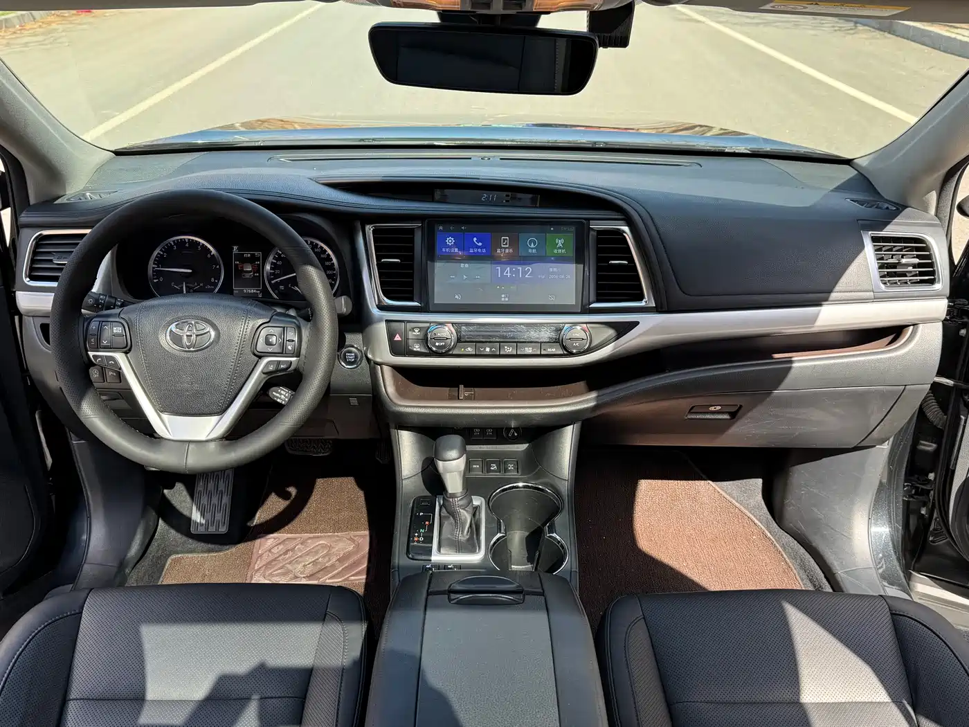 Toyota Highlander 2018 2.0T 4WD Luxury 7-seater (China V) фото 8
