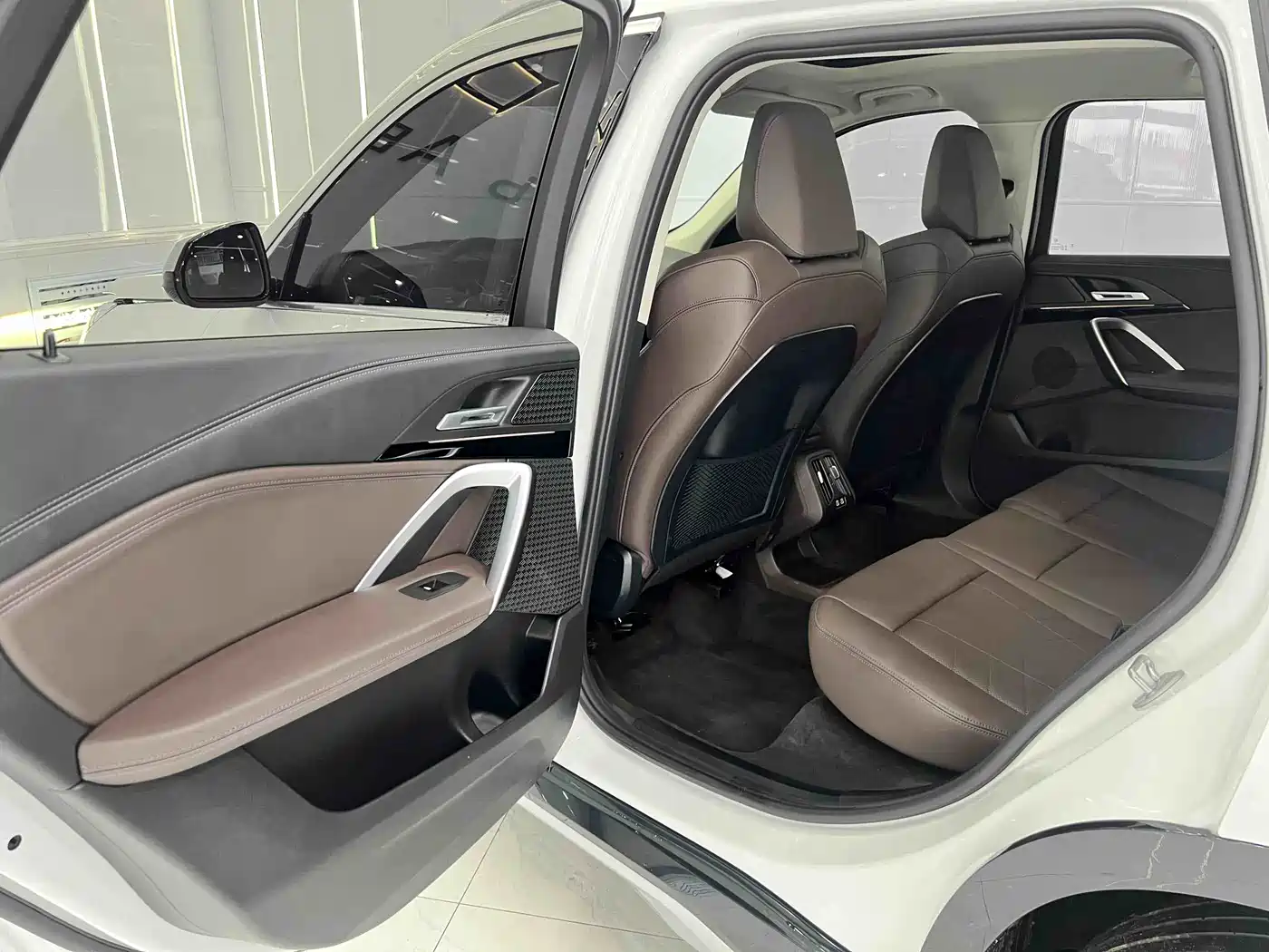 BMW X1 2023 sDrive20Li X Design Package фото 7