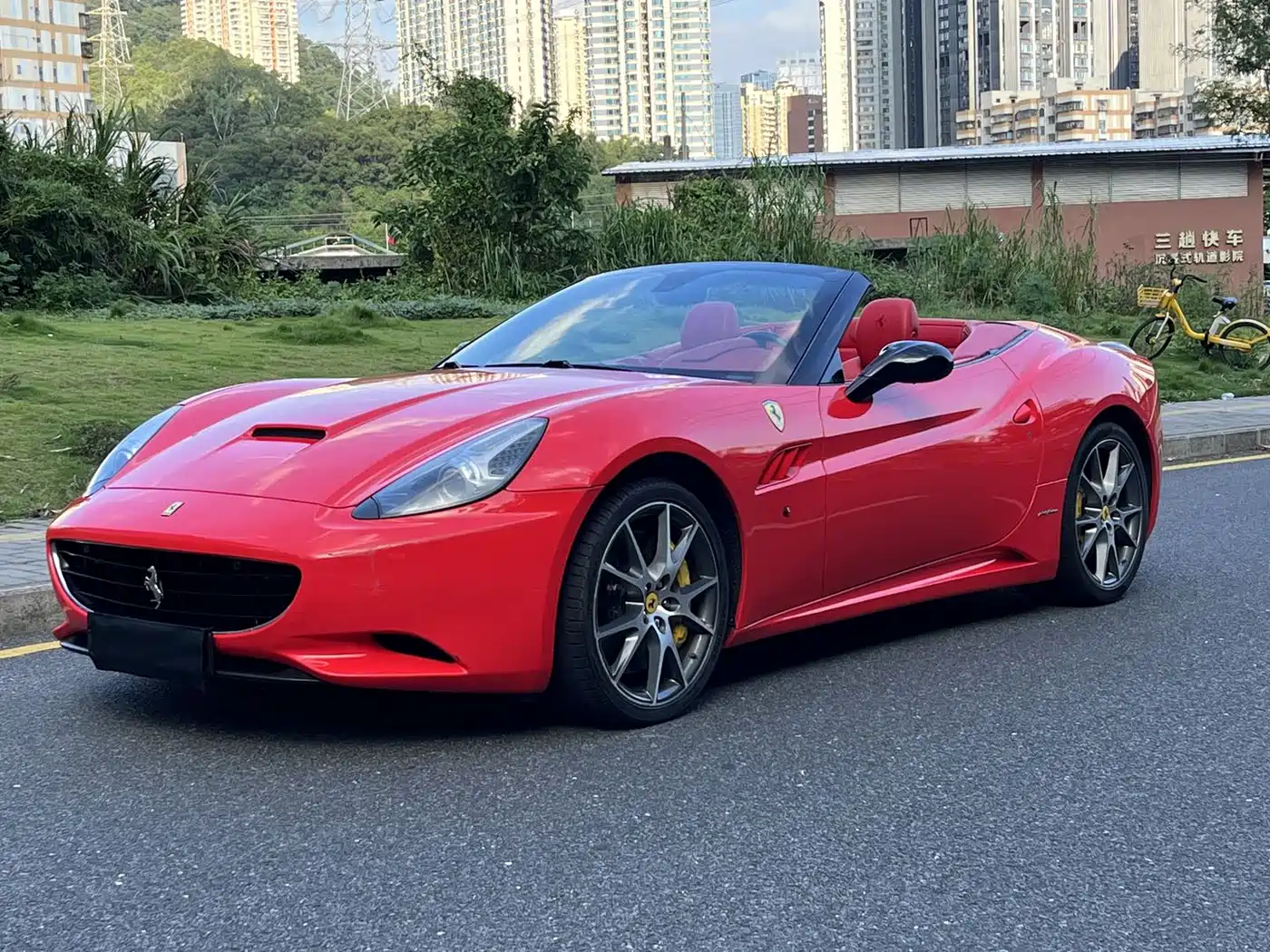 Ferrari California T 2011 2009 4.3L Standard