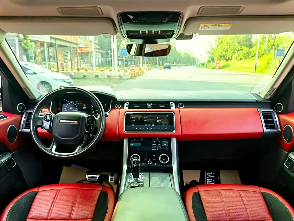 صورة 8 - Land Rover Range Rover Sport