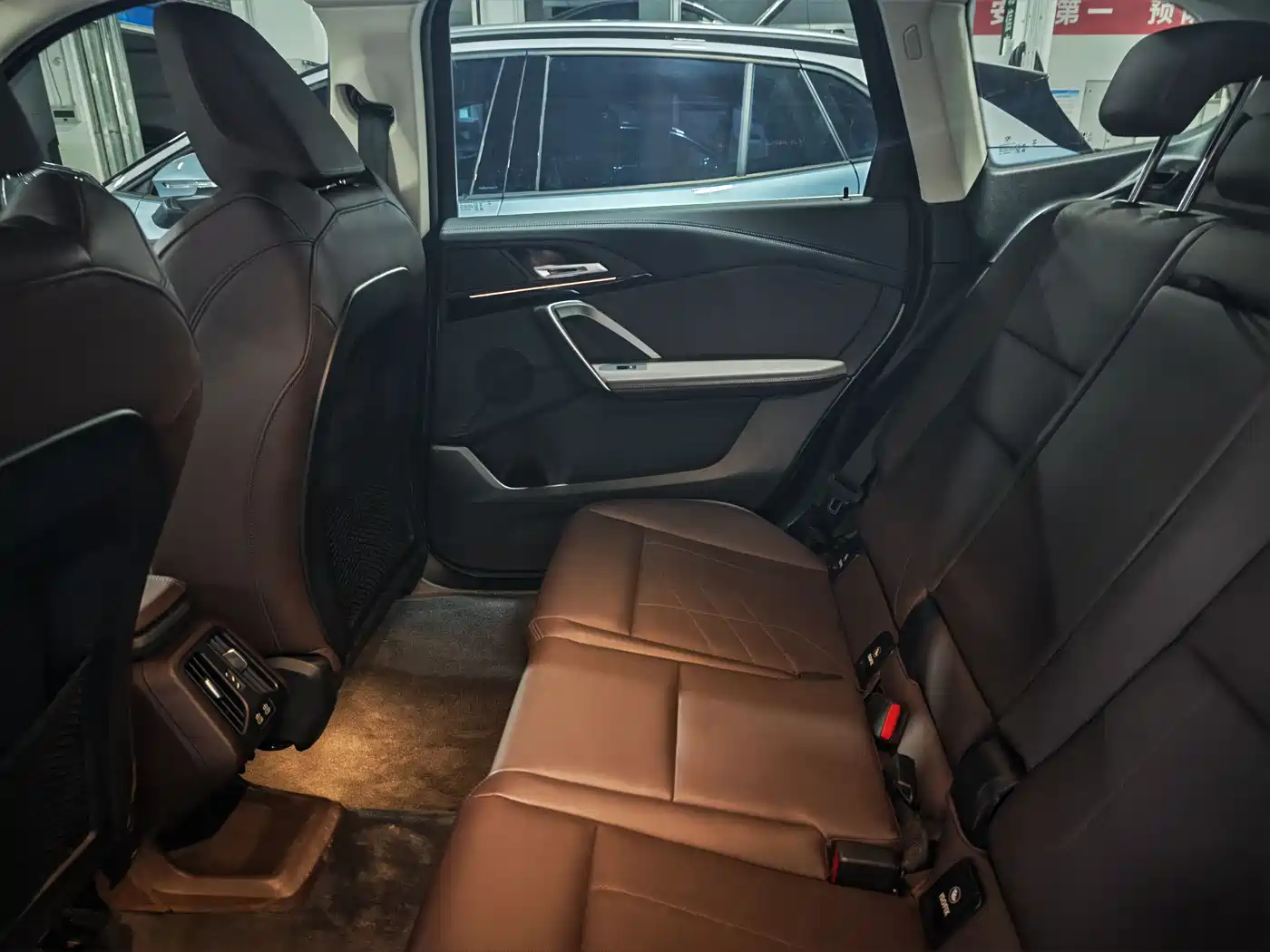 BMW X1 2023 sDrive20Li X Design Package фото 15