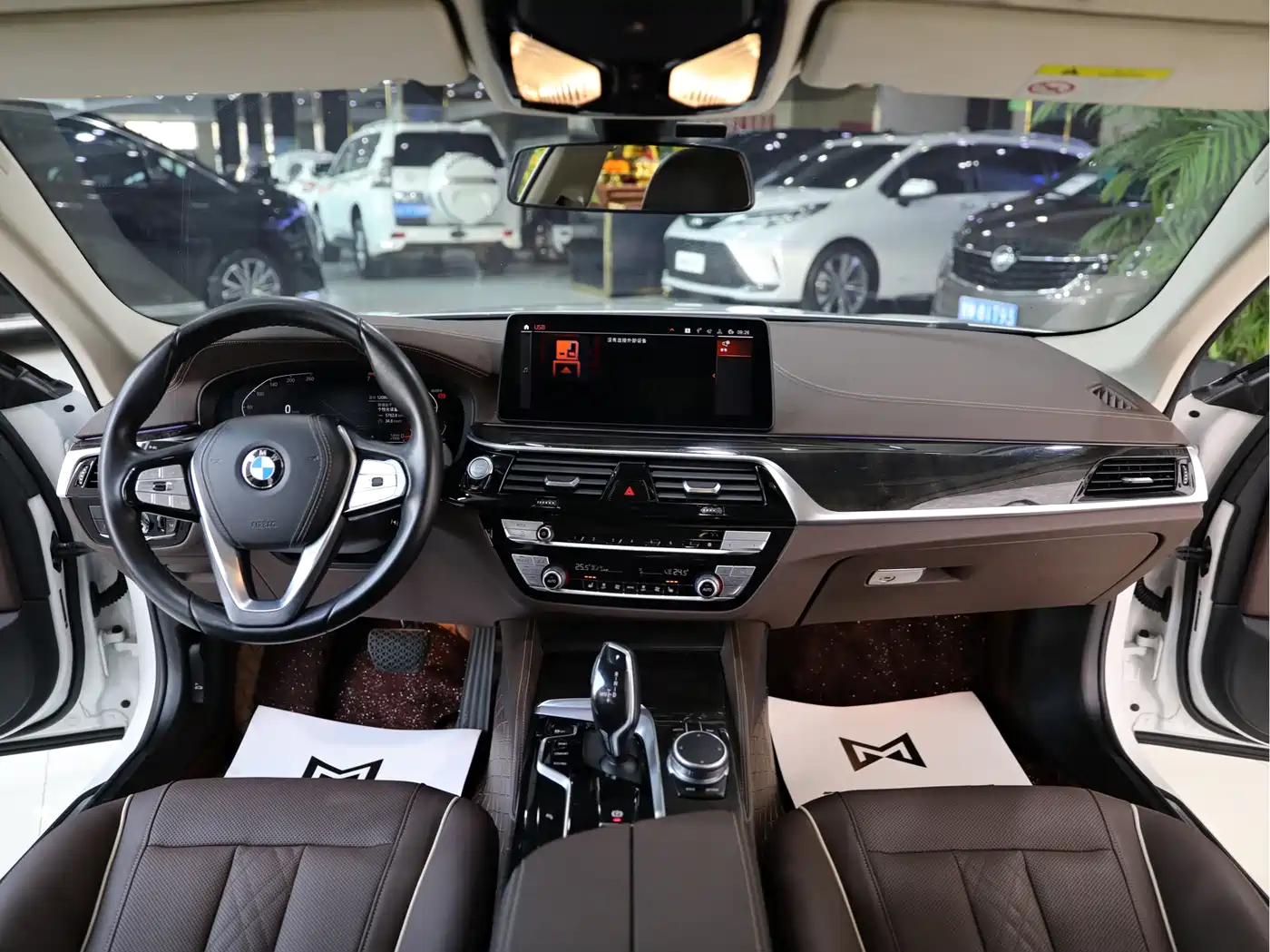 BMW 5 Series 2022 525Li Luxury Package фото 11