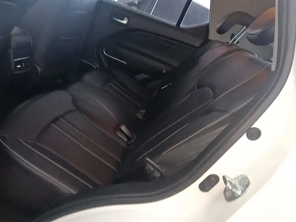 GAC Trumpchi Trumpchi GS3 2022 POWER 270T Auto Premium Edition фото 17