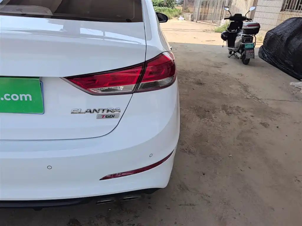 Hyundai Elantra 2019 1.4T Dual-clutch XuanDong·Vitality Type фото 8
